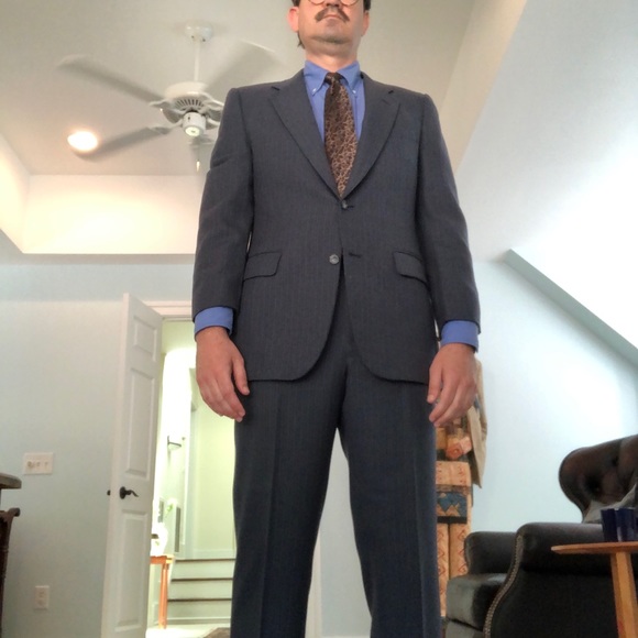 Man of action suit - Picture 6 of 7